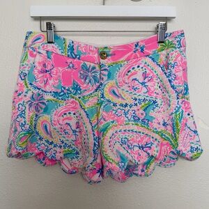 Lilly Pulitzer Buttercup Knit Scallop Shorts Flock Full of Fun Print